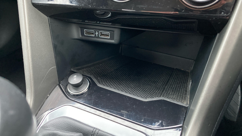 Volkswagen T-Roc 1.5 TSI EVO SE 5dr Petrol Hatchback